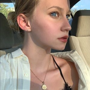 Meet your Posher, Allie